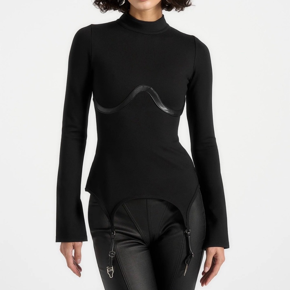 Maniere De Voir Black Structured Blouse